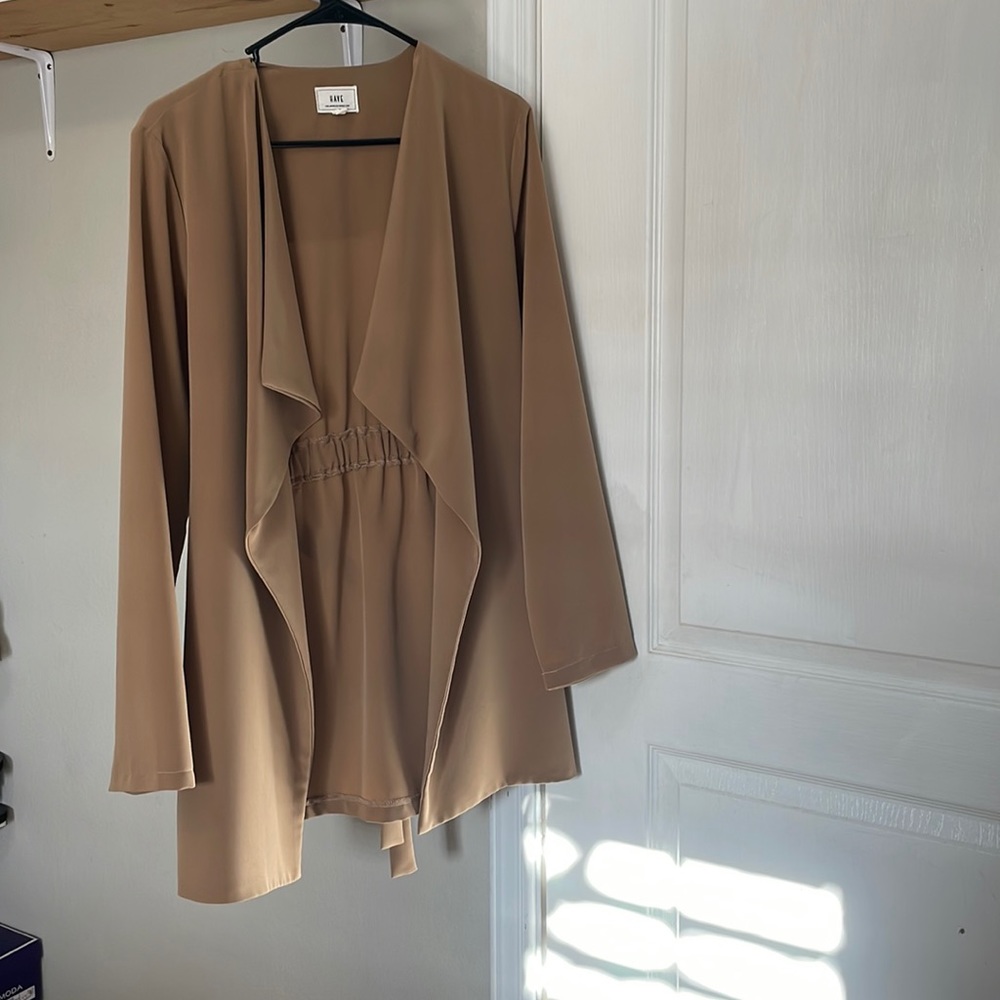 Light beige coat size Large